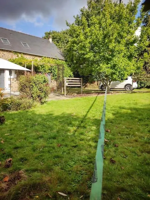 Entire House - Familly Home Cosy&Relax Stmalo-Dinan-Rennes-Mtstmichel Saint-Thual 0*,  France